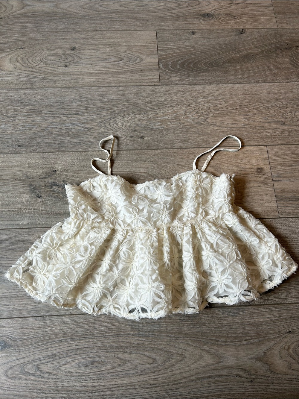 Pretty Garbage 3D Floral Crop Top Boho Cream Size Large New with tag